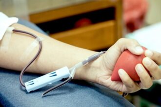 numarul de donatori de sange se mentine la cota de avarie noroc cu stimulentul de 280 de lei 689be783ee102