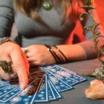 o femeie ar fi fost pacalita de doua vrajitoare sa plateasca zeci de mii de euro pentru a se impaca cu persoana iubita 6895cadf5be96