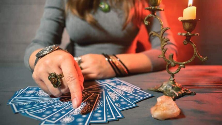 o femeie ar fi fost pacalita de doua vrajitoare sa plateasca zeci de mii de euro pentru a se impaca cu persoana iubita 6895cadf5be96