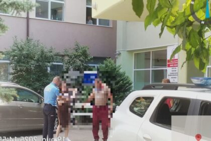 o gravida aflata in travaliu condusa de politistii locali la spital 68a49cfb8a63e
