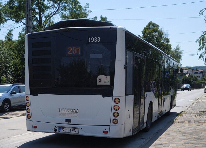 pensionarii racoleaza minore in autobuzele din iasi pericolele la care sunt expuse acestea tot mai mari 68909af922c03