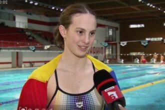 performanta pentru romania la cm de inot pentru juniori daria silisteanu vicecampioana mondiala la 100 m spate 68a5ff629e5be