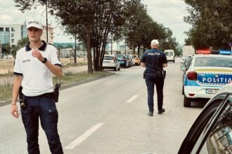 peste 250 de amenzi si 27 de permise de conducere retinute luni de politistii ieseni 689b0333029b3