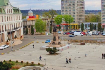 piata unirii va fi placata cu piatra buciardata si antracit zona va intra in reparatii capitale a fost lansata licitatia de executie 68afa4b757c3e