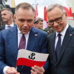 polonia isi schimba presedintele ce urmeaza pentru guvernul tusk dupa investirea nationalistului karol nawrocki 68905ce0babdf