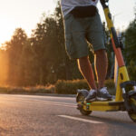 pot trotinetele electrice sa explodeze pe canicula ce spun specialistii neglijenta celor care le folosesc este ingrijoratoare 68942a39636e1