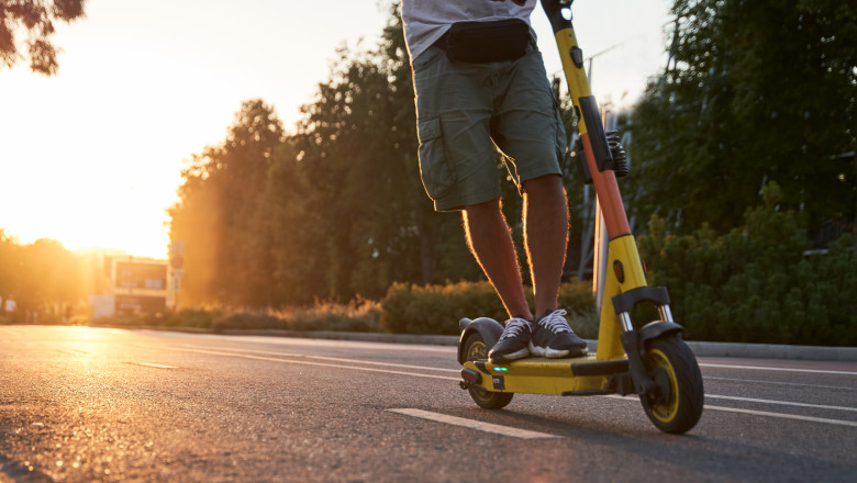 pot trotinetele electrice sa explodeze pe canicula ce spun specialistii neglijenta celor care le folosesc este ingrijoratoare 68942a39636e1