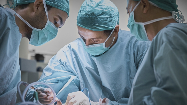 povestea minunii medicale a mainii replantate la iasi sfaturile chirurgilor pentru cei in astfel de situatii tragice ce ai de facut pana ajungi la spital 68a6e2e244f28