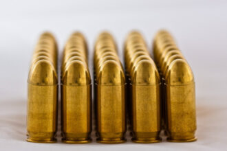 prima tara din europa care interzice comertul si tranzitul de arme cu israelul refuzand sa mai astepte o decizie comuna ue 688cf3db8d673