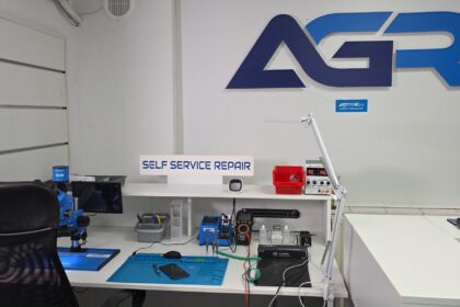 primul service din romania cu regim self service pentru telefoane mobile se deschide la iasi 6891e00900536