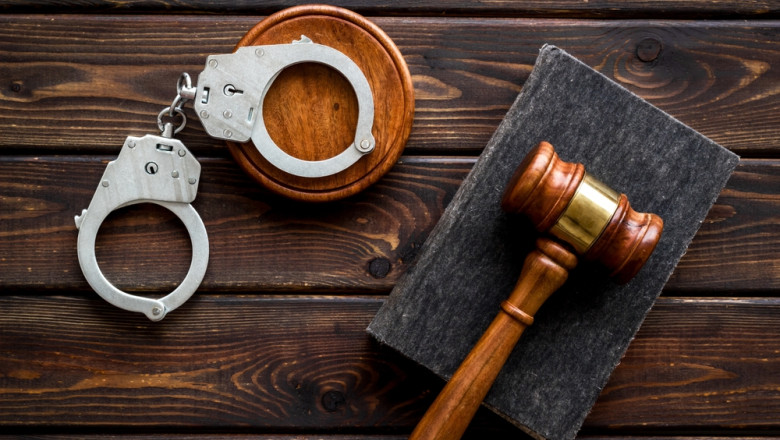 procurorul care a incercat sa scape un preot de dosarul de viol asupra unei minore a fost trimis in judecata ce acuzatii i se aduc 688cc2d3361c8