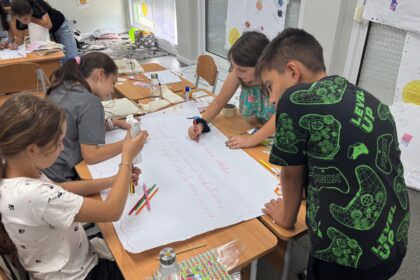 profesori care reinventeaza scoala in comunitatile vulnerabile de la scrisori pierdute la misiuni secrete 68993b307b104