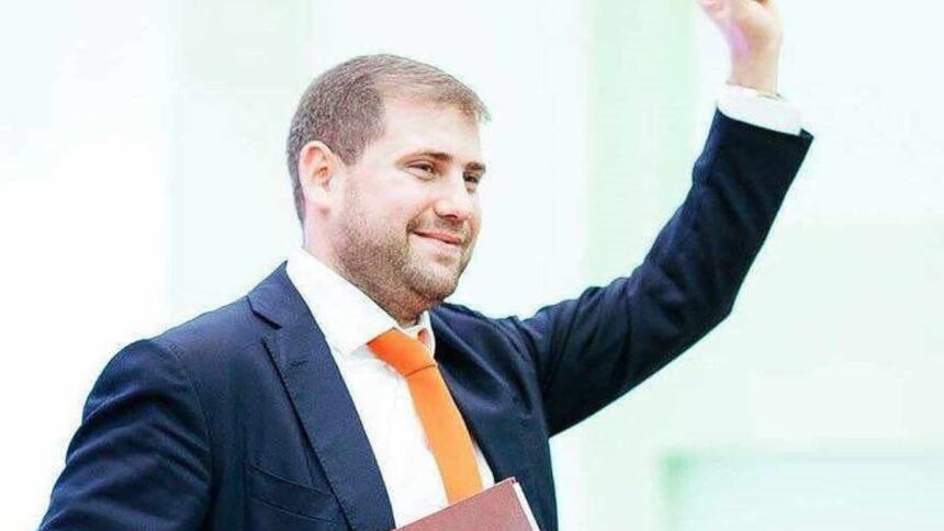 prorusul ilan sor le ofera 3 000 de dolari lunar cetatenilor din r moldova care merg la manifestatii impotriva guvernului 689af8e0a7975