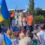 protest in piata victoriei jandarmii au dat doua amenzi un barbat a fost prins cu un cutit 688d1a9d89ac8