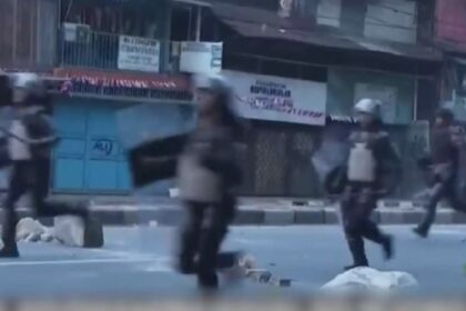 proteste violente oamenii isi cer drepturile salariale 68b453074daa2