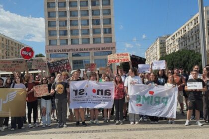 protestele studentilor fata de masurile privind reducerile din sistemul de invasamant superior nu se vor opri aici avertizeaza anosr ce solicita studentii 68ad965e69484