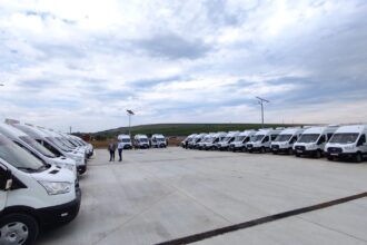 reactia lui alexandru muraru liderul pnl iasi in scandalul achizitiei de microbuze electrice pentru elevi e tentant si usor sa ne luam dupa breaking news uri 689b453801967