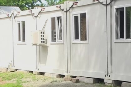 scoli fara avize elevii sunt asteptati in containere situatie revoltatoare in judetul maramures 68b13730cef4a