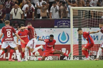 superliga derbiul rapid fcsb s a terminat 2 2 gazdele au revenit pe final de la 0 2 68a2bdcc79600