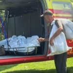 sute de kilograme de branza evacuate cu elicopterul black hawk de la stanele izolate din zona brosteni 68961f1ebe3b1