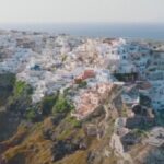 sute de turisti romani abandonati afara agentia a fugit cu banii 68b30db5e624f