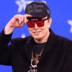 tesla il premiaza pe elon musk cu actiuni in valoare de zeci de miliarde de dolari pentru a l mentine la conducere il va stimula 6890ab876a720