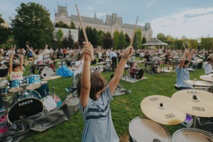 tobosariada da sunetul mai tare in gradina palas saptamana muzicala continua cu un concert coral oferit de filarmonica moldova iasi 68ac9395ede5d