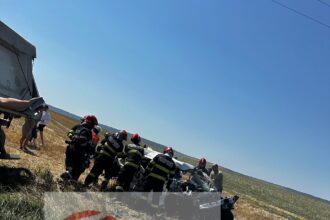 tragedie in urma unei coliziuni intre un autoturism si un camion autoturismul a luat foc 689db94d1d888 1