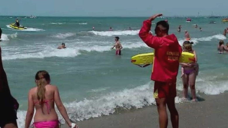 tragedie la mare salvator de 35 de ani inecat dupa ce a scos doi copii din valuri 68a0a70b21b30