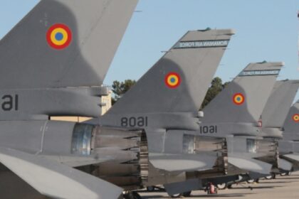 trei aeronave f 16 cumparate din norvegia au ajuns in romania si vor intari escadrila de la baza mihail kogalniceanu 68b075f95e756