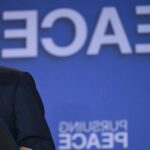 trump spune ca zelenski poate incheia razboiul aproape imediat daca renunta la crimeea si la aderarea ucrainei la nato 68a2cea7d8e47