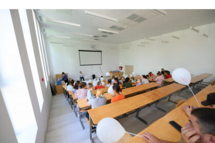 umf iasi deschide scoala din spital 689b4cb194daa