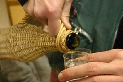 un crasmar cu imaginatie bogata a reusit sa scape de o amenda drastica s a ales cu marfa confiscata si un avertisment 68aa707f33bda