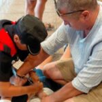 un jandarm roman aflat in concediu a ajutat la prinderea unor fugari in aeroportul el prat din barcelona 689380bec51b0