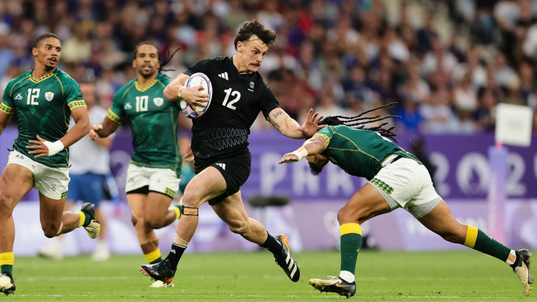 un jucator de rugby din noua zeelanda era sa rateze prima selectie la nationala all blacks dupa ce cainele i a mancat pasaportul 6895d799c92cb