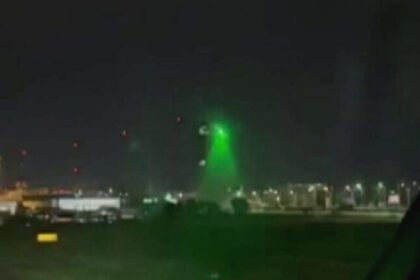 un pusti de 5 ani a pus in incurcatura un pilot de elicopter parintii micutului din sibiu s au trezit cu politistii la usa 68a88951348f1