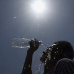 val de caldura extrema in franta autoritatile sunt in alerta seceta severa creste riscul incendiilor de vegetatie 689bad6f9f621