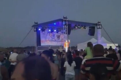 video austeritate dar nu pentru toti o comuna din bistrita nasaud a cheltuit 60 000 de euro pe o singura zi de distractie cu manelisti 68a2196dbb1bd