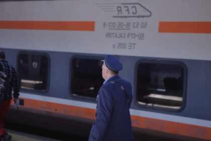 video cazul liniei de tren inchise la un an de la deschidere anterior calatorii au asteptat 19 ani redeschiderea traseului 68a054b80f8b7
