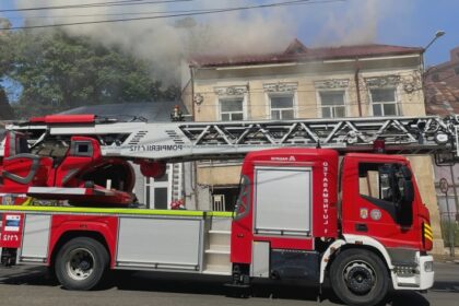 video misiune de stingere a unui incendiu la o casa in municipiul iasi str arcu 68ac48ab8dcf6 2