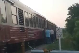 video momente de panica in trenul harlau iasi dupa ce acesta a deraiat 689089f721d23