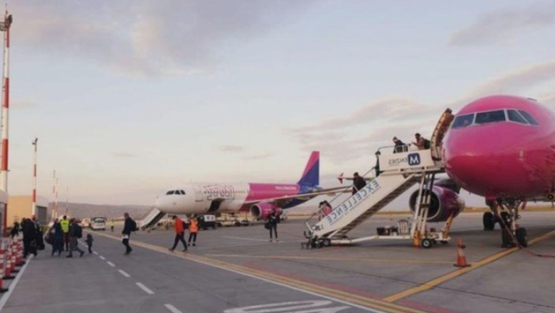 190 de pasageri au pierdut azi dimineata zborul iasi paris de ce a fost anulata cursa 68ba8f59a0f5d