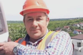 7 miliarde lei vechi pe becuri invizibile jaful din barnova continua consilierul local sebastian colotin il acuza direct pe primarul mihai balan 68b952e3d957a