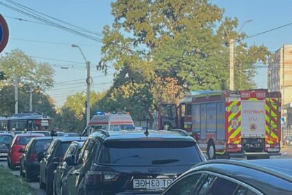 accident cu victime in zona lidl tatarasi impact intre o masina si o motocicleta 68ba6fa53cbfd