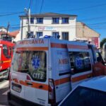 accident cumplit in craiova un autobuz si o masina au intrat in coliziune dupa ce un sofer de 80 de ani nu a acordat prioritate 68cbdca22cbf9