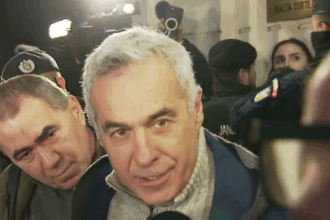 alex florenta campaniile de influentare si dezinformare au fost facute cu certitudine in sprijinul lui calin georgescu 68c93d3375270