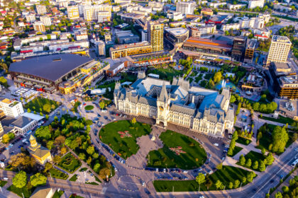 all mountain distribuitorul oficial the north face si patagonia in romania deschide pe 6 octombrie un magazin in palas 68db9d283f100