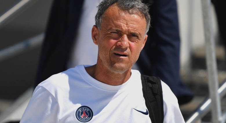 antrenorul echipei paris saint germain a cazut de pe bicicleta si are nevoie de operatie 68bc0031c4b4e