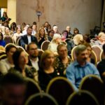 arta si generozitatea schimba destine la iasi licitatie de arta pentru copiii vulnerabili la gala zambet in dar 68ca0216db28f