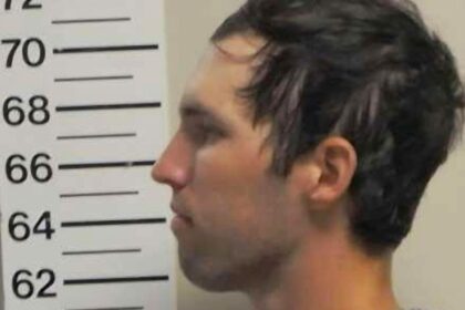 asasinul lui charlie kirk fata in fata cu judecatorii detalii cutremuratoare din ancheta ce l ar fi influentat pe tyler robinson 68c8f3e1336ab